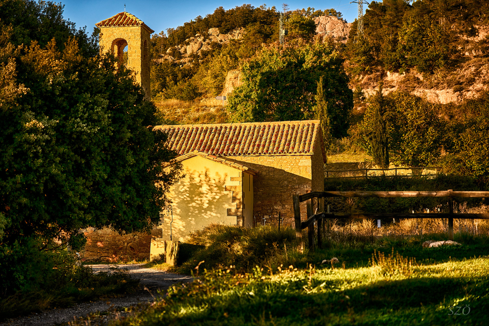 Ermita al Atardecer