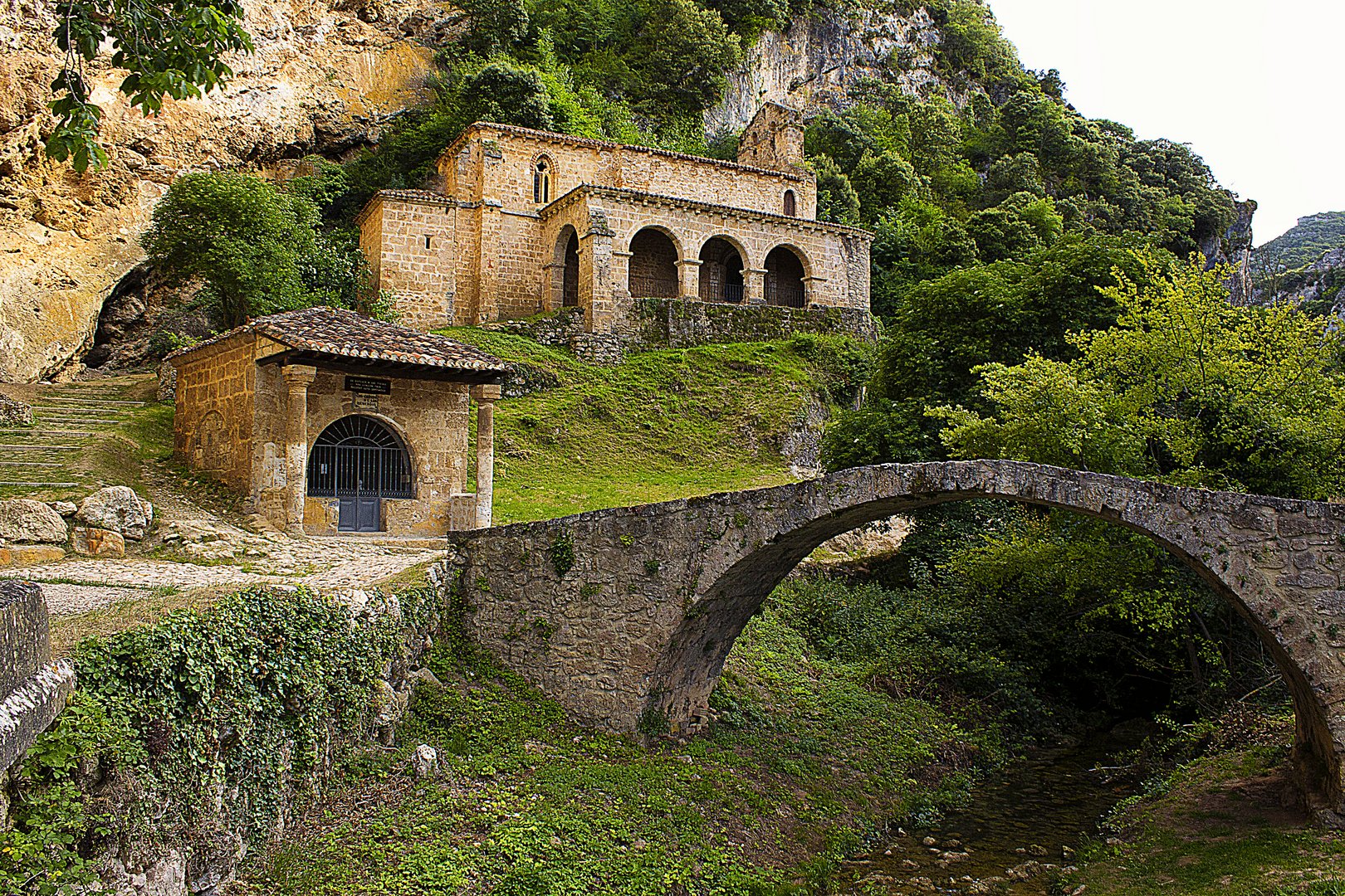 Ermita de Santa María de la Hoz