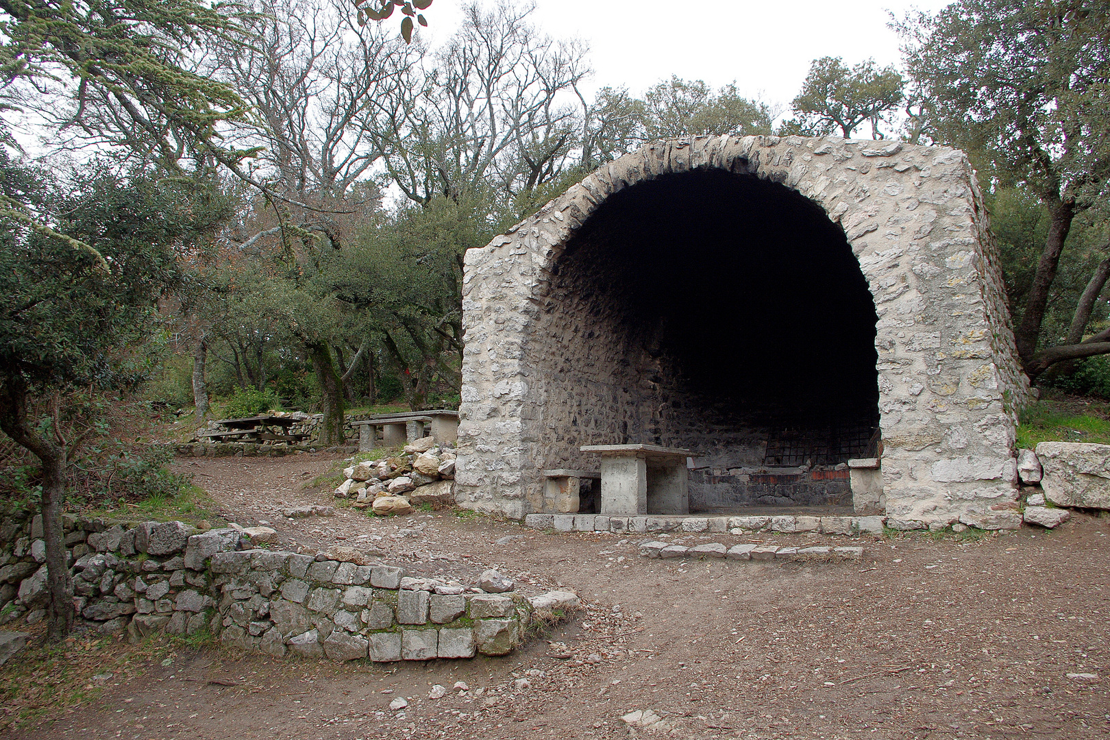 Ermitage de St Jean du Puy Le four à pain (et à grillades !) photo