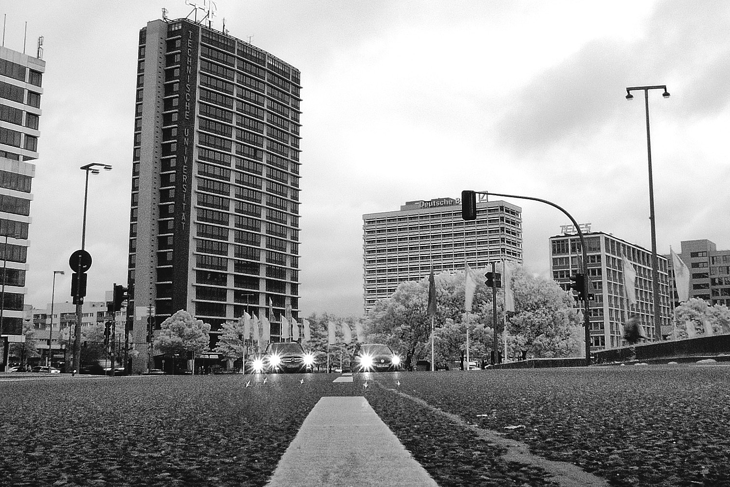 Ernst-Reuter-Platz