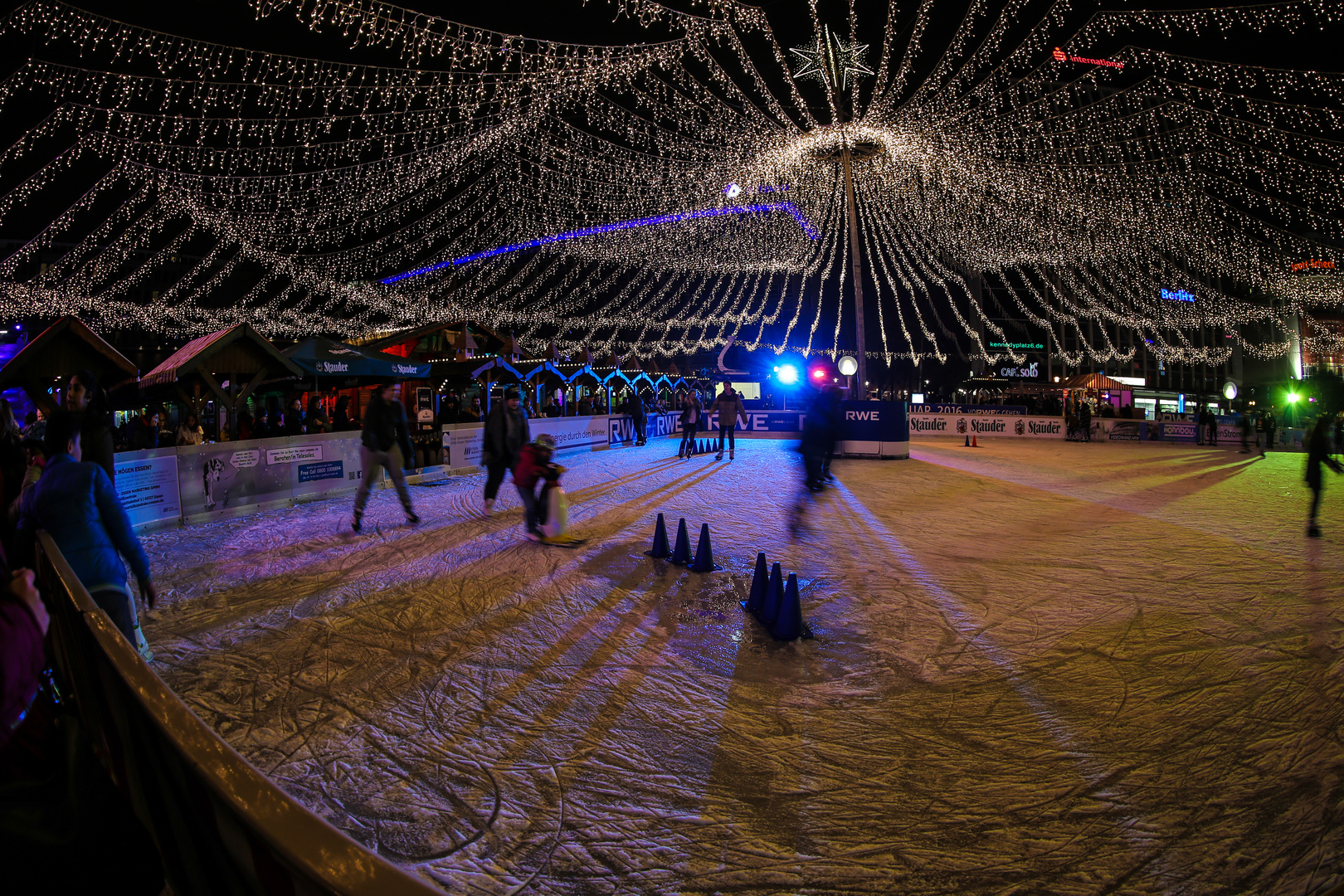 Eröffnung der Eisbahn in Essen 15.01.2016