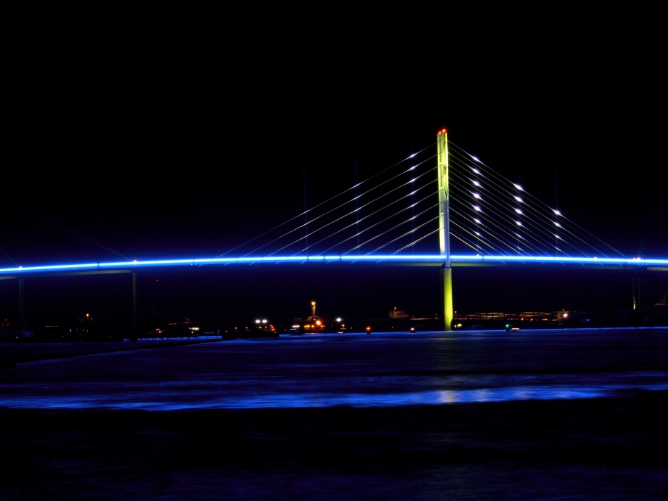 Eröffnung der neuen Rügen-Brücke