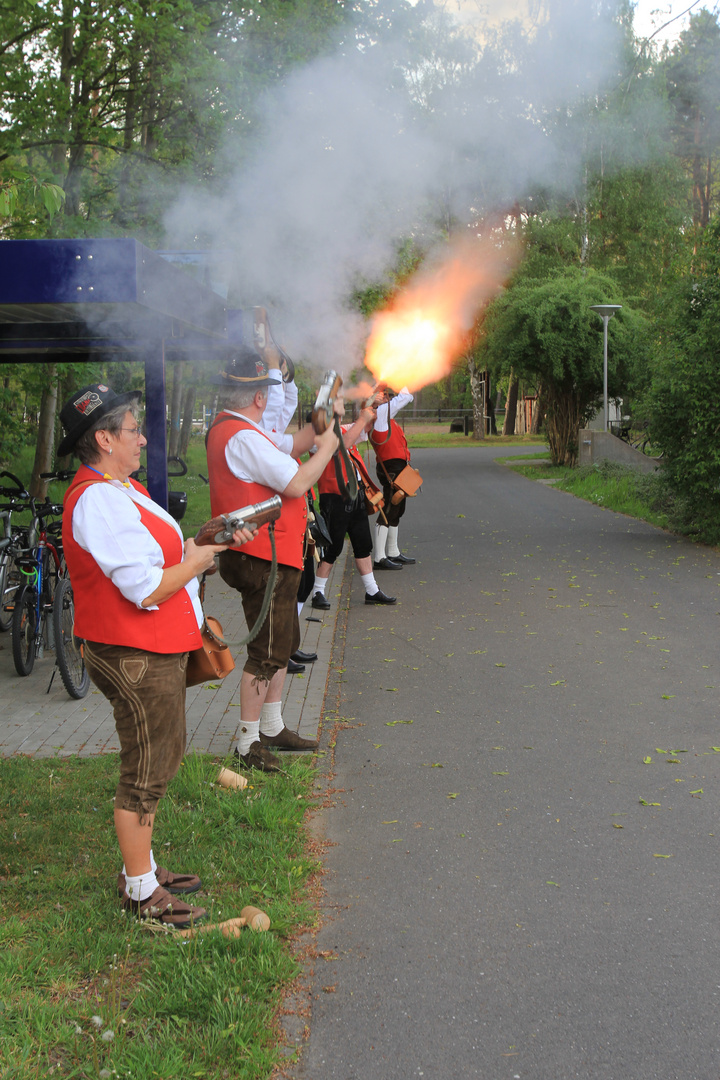 Eröffnung des Bayerischen Bierabends 2012 in Karlstein