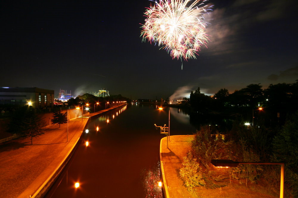 Eröffnungsfeuerwerk CRANGER KIRMES 2007