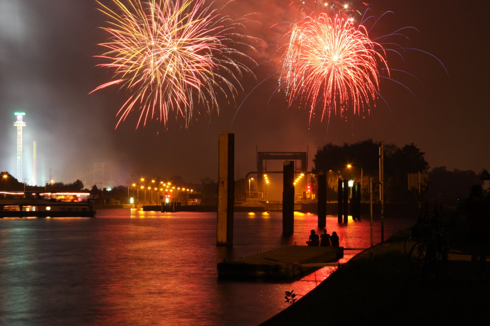 Eröffnungsfeuerwerk CRANGER KIRMES 2009