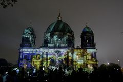 Erschaffung Adams am Berliner Dom