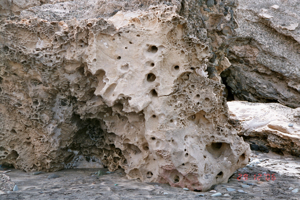 Erstarrter Sand an einer Küste Fuerteventuras