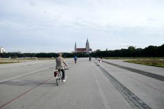 Erstaunlicherweise bekommt die Kirche wieder mehr Zustrom