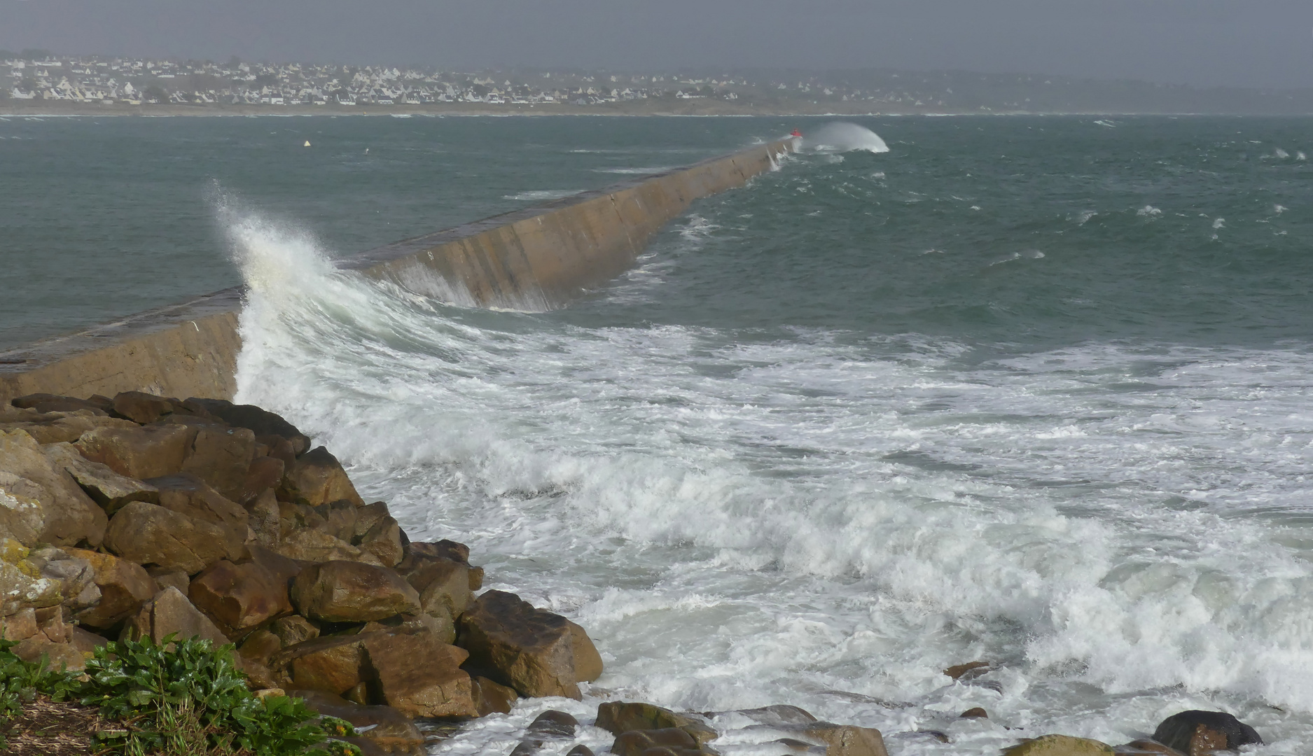 Erste Ausläufer des Tempêtes Larisa