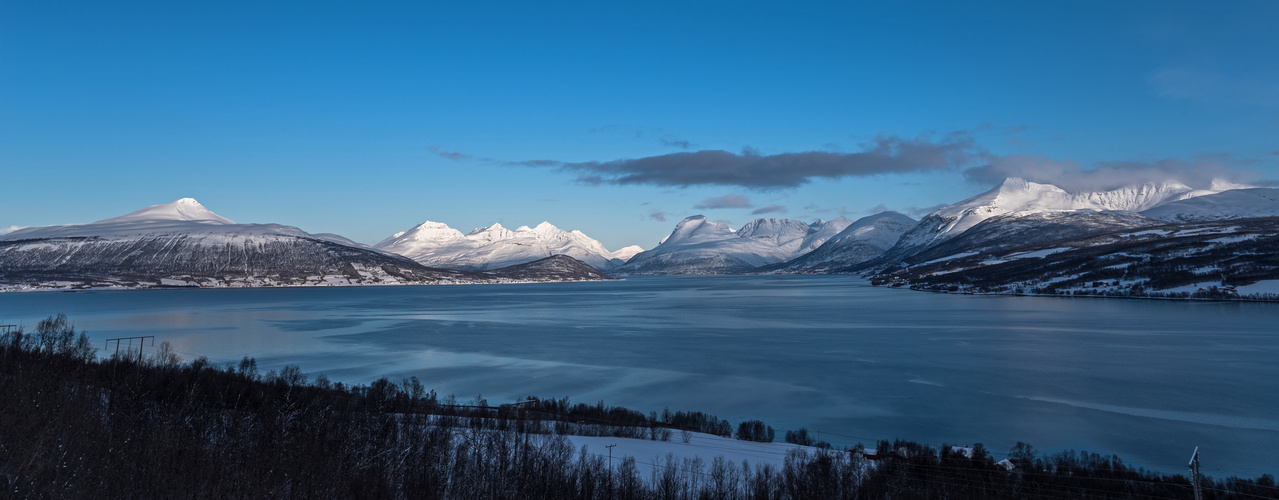 Erste Blau-Weiss-Begegnung