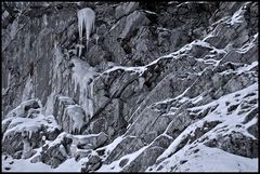 erste Eiszapfen