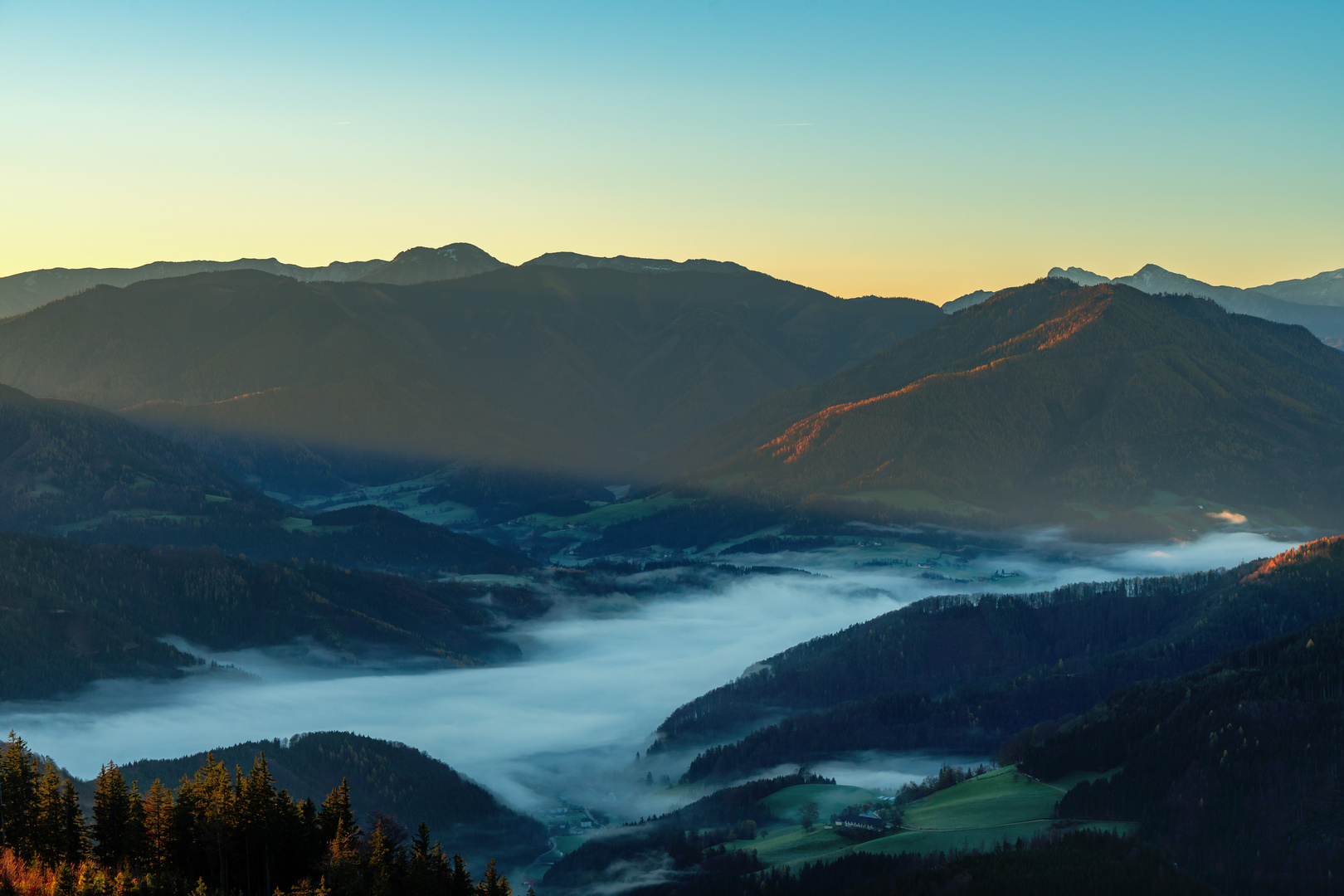 Erste Sonnenstahlen