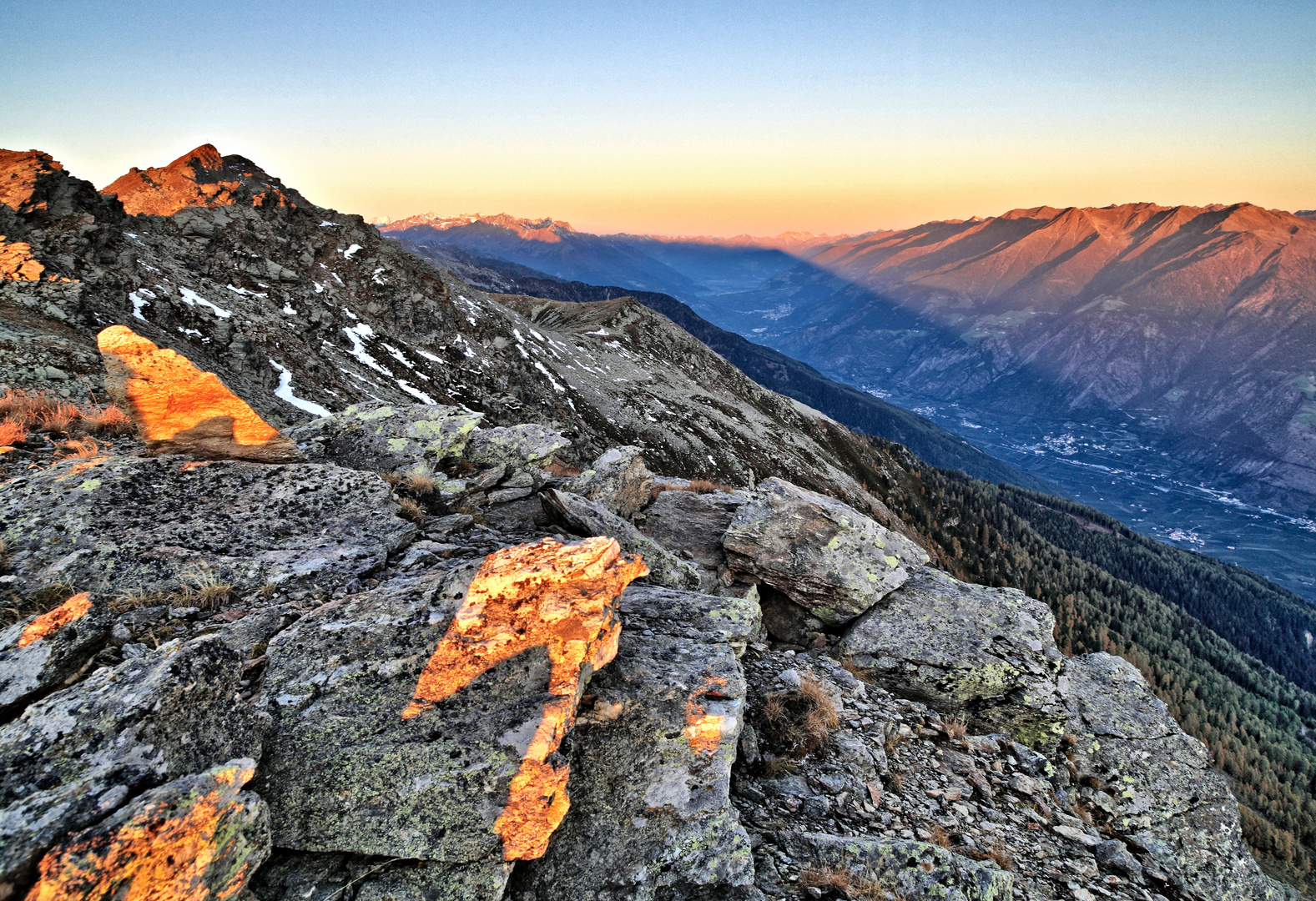 Erste Sonnenstrahlen