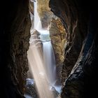 Erste Sonnenstrahlen in der Klamm