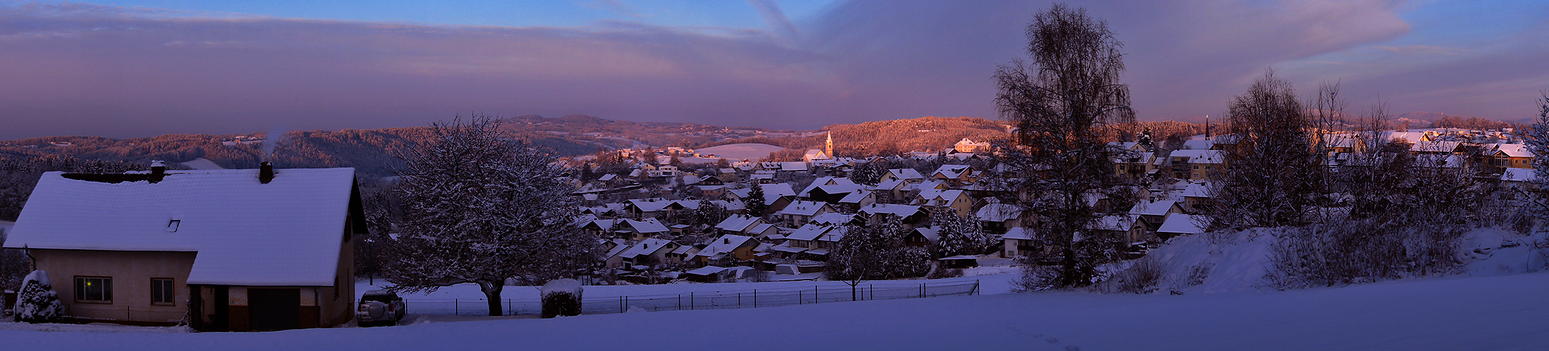 Erste Sonnenstrahlen über Tiefenbach