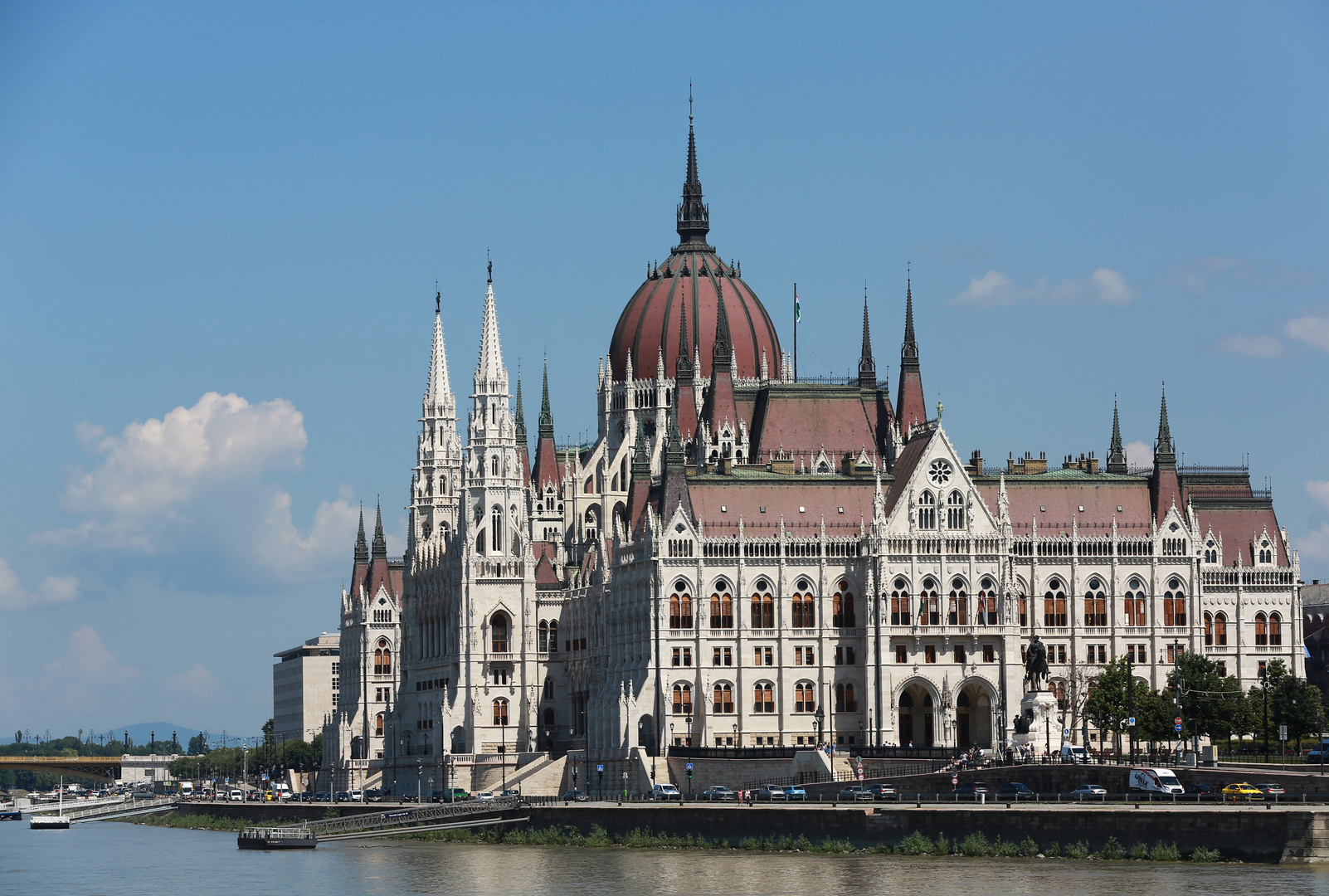 Erster Blick aufs Parlament