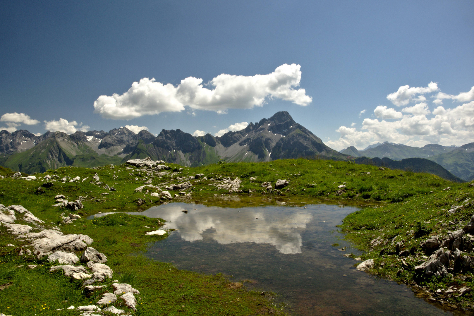 Erster Eindruck vom Hauptkamm der Allgäuer Alpen