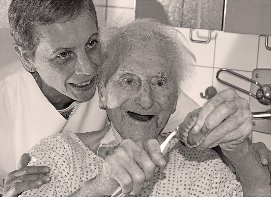 Erster Erfolg nach der OP Foto & Bild erwachsene, menschen im alter