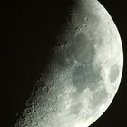Erster Halbmond im ersten Blue Moon- Monat Januar 2018...