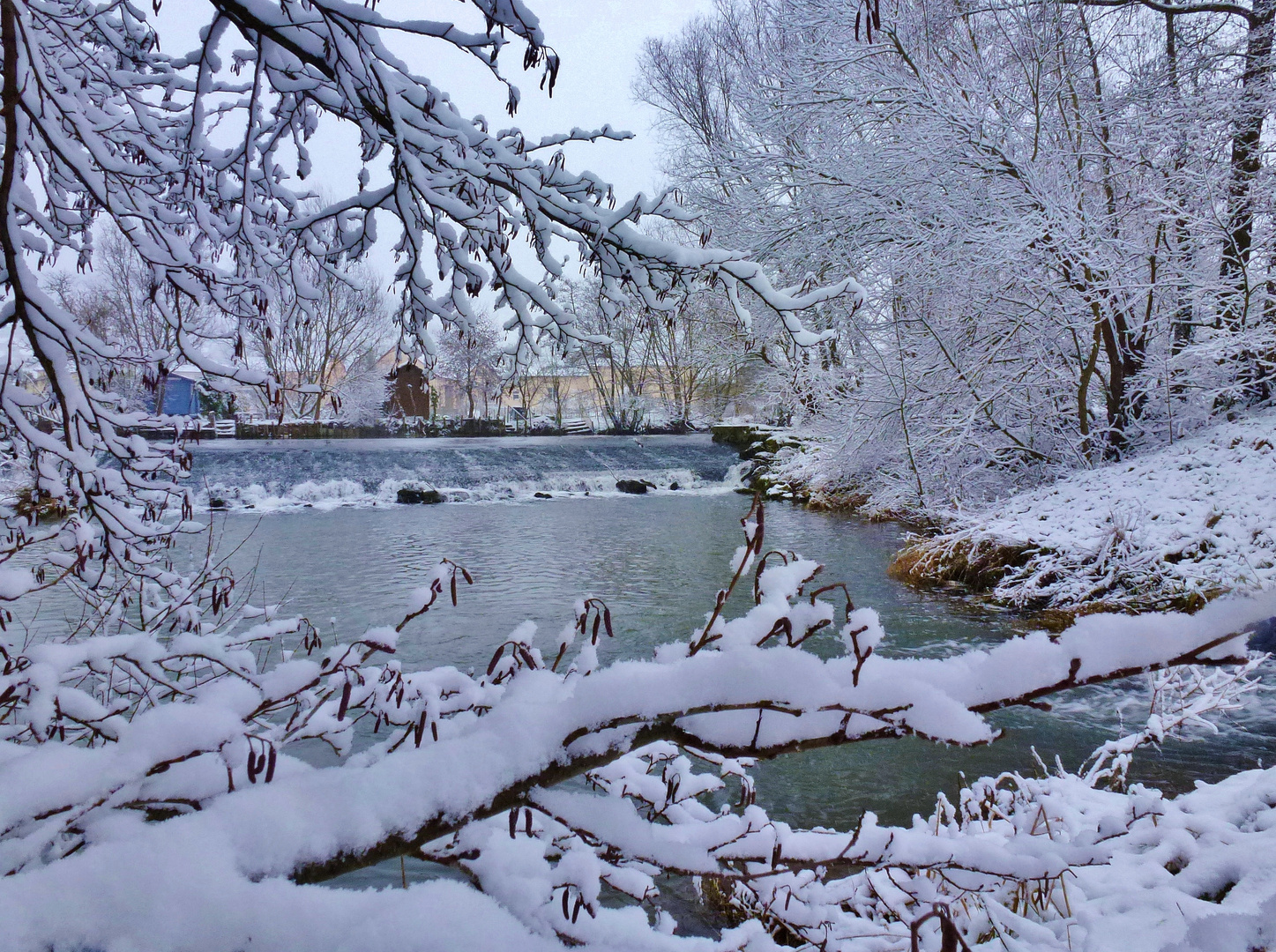 Erster Schnee an der Tauber.