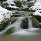 Erster Schnee fällt auf die Nagelsteiner Wasserfälle
