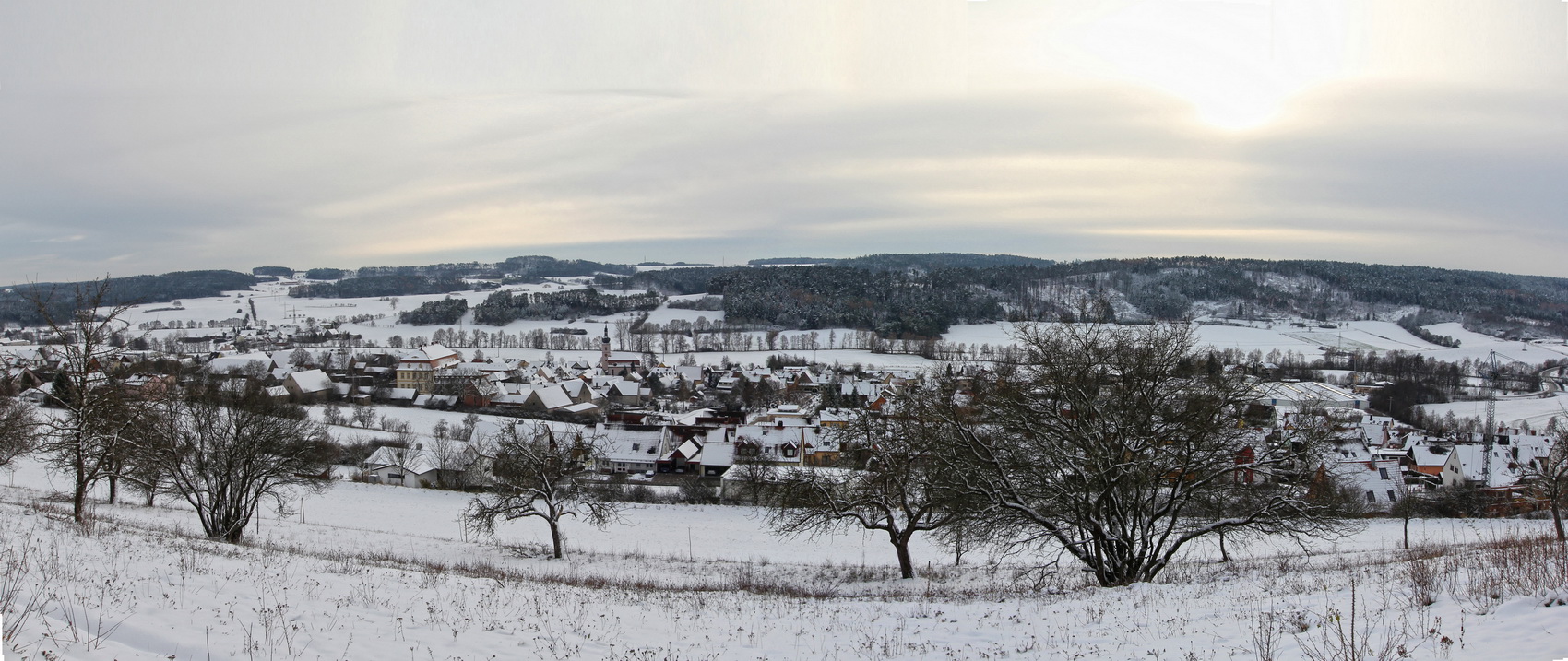 Erster Schnee wennig Sonne