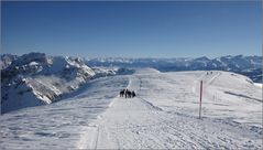 Erster schöner Wintertag in den Bergen