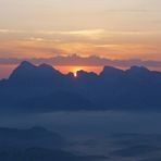 erster Sonnenstrahl auf dem Schlern