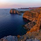 erstes Licht am Burgfelsen in Lindos, Rhodos