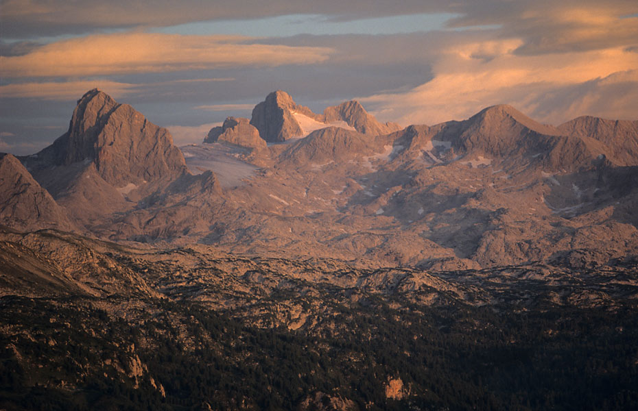 Erstes Licht am Dachstein