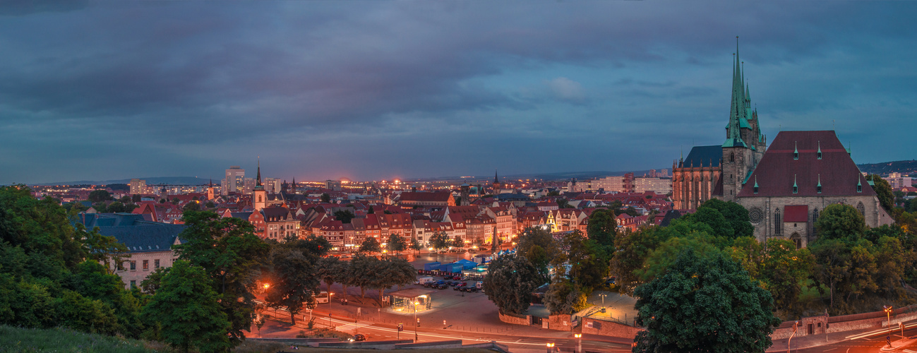 Erurt kurz nach dem Sonnenuntergang