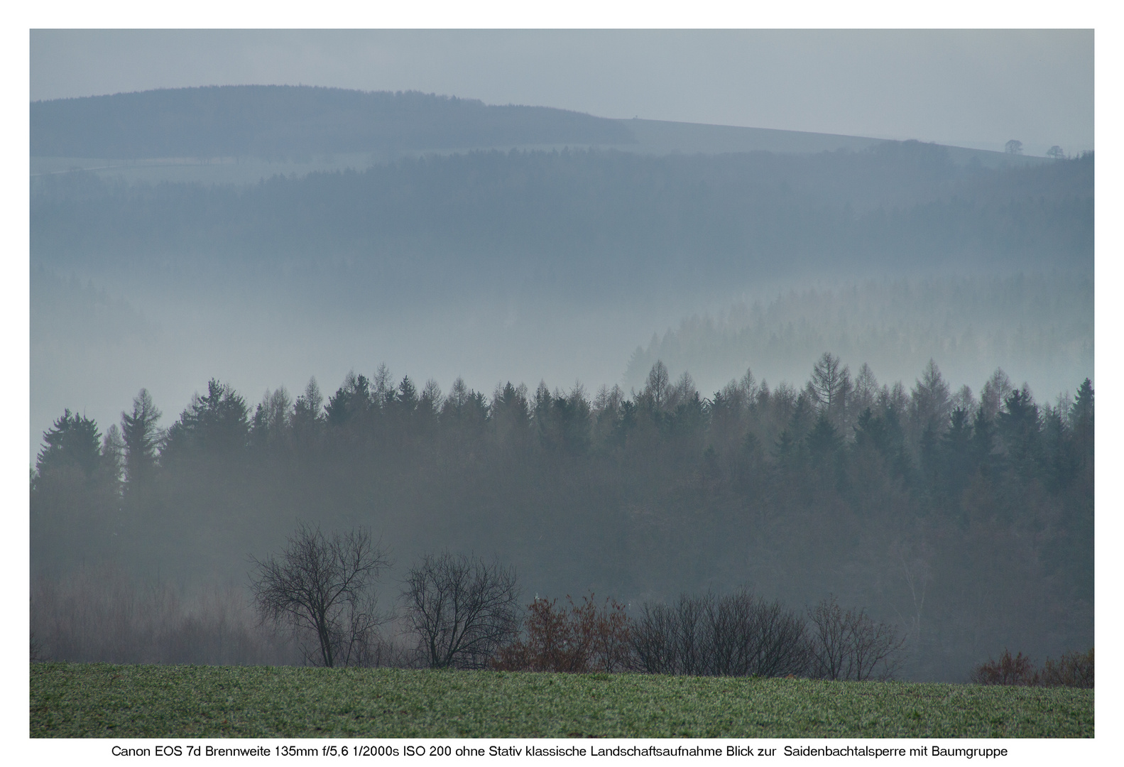 Erzgebirge Landschaft im Nebel 