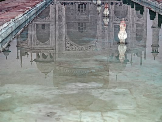 es bleiben Konturen und die Erinnerung