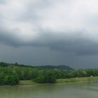 Es braut sich was zusammen ( anfang Juni an der Donau)