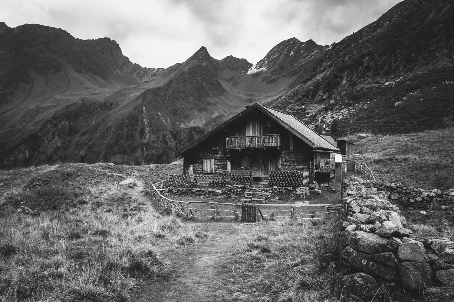 Es gibt Berge über die man hinüber muss, sonst geht der Weg nicht weiter. 