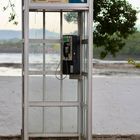 es gibt sie noch: die Telefonzelle in Panama