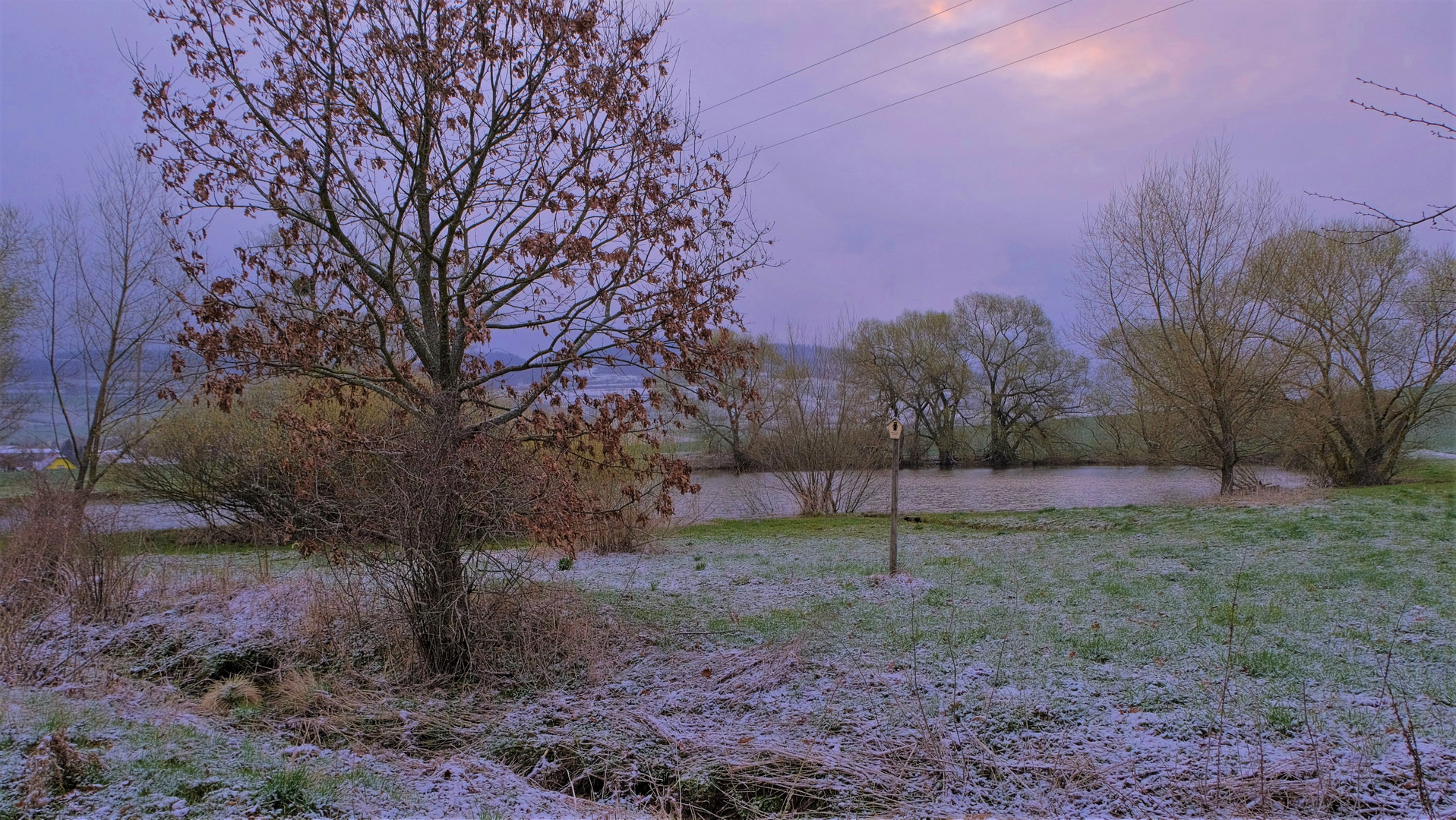 es hat wieder geschneit (ha vuelto a nevar)