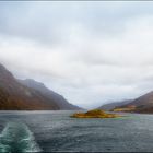 Es herbstelt am Fjord.