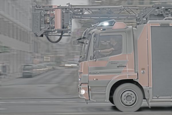 „Es ist die allerhöchste Eisenbahn, die Zeit is schon vor drei Stunden anjekommen.“