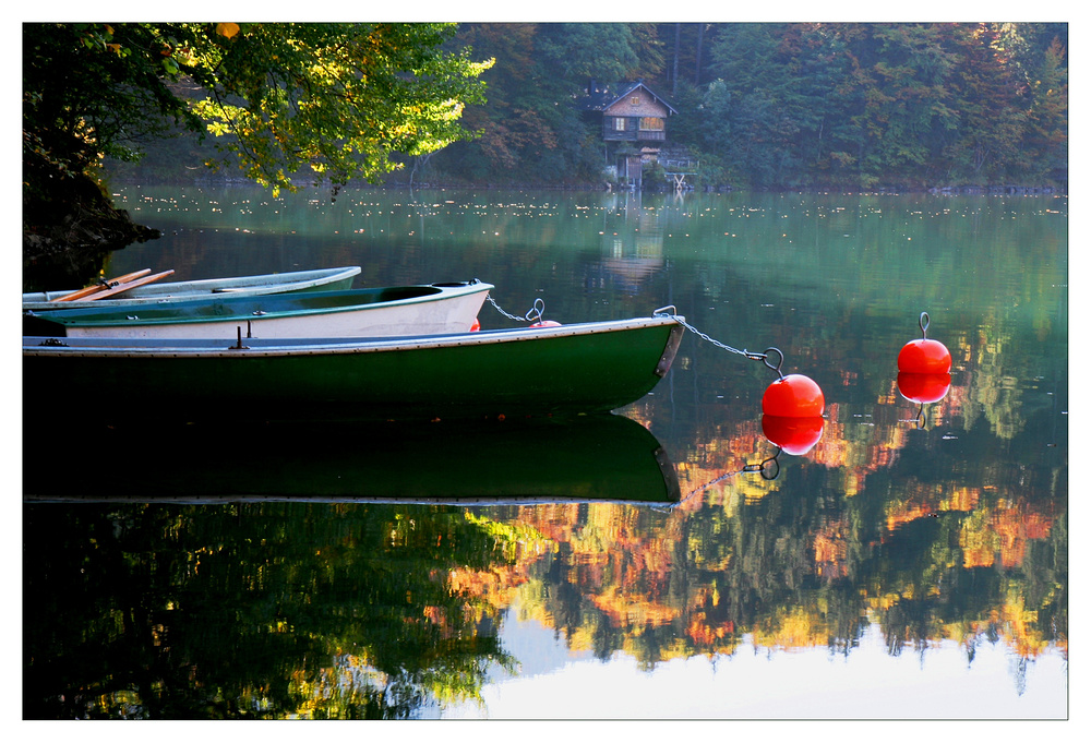 Es ist Herbst am Freibergsee bei Oberstdorf