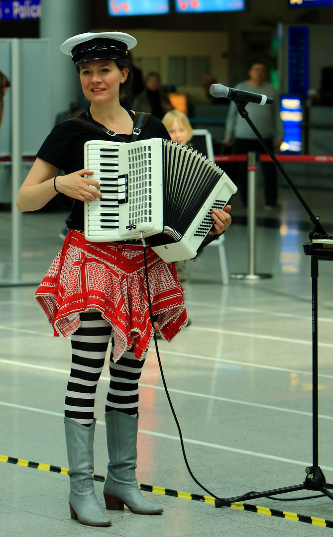 es ist so schön ein Musikant zu sein.....XXL Sonntag  Airport Dus.