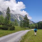 Es lockert sich auf und die Wolken geben die Berge frei