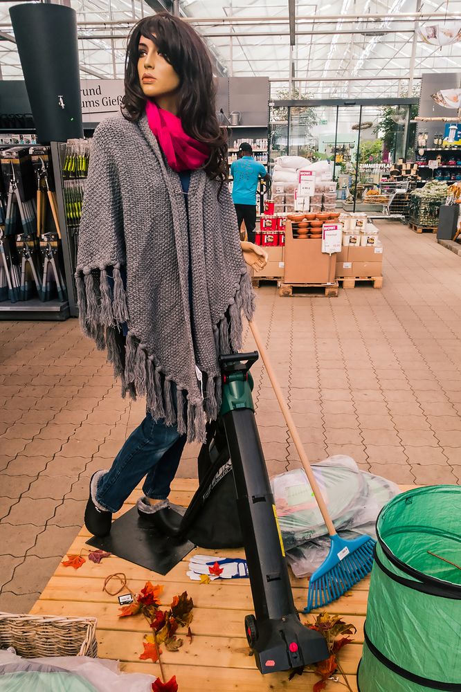 "Es saugt und bläst der Heinzelmann, wo Mutti sonst nur blasen kann!"