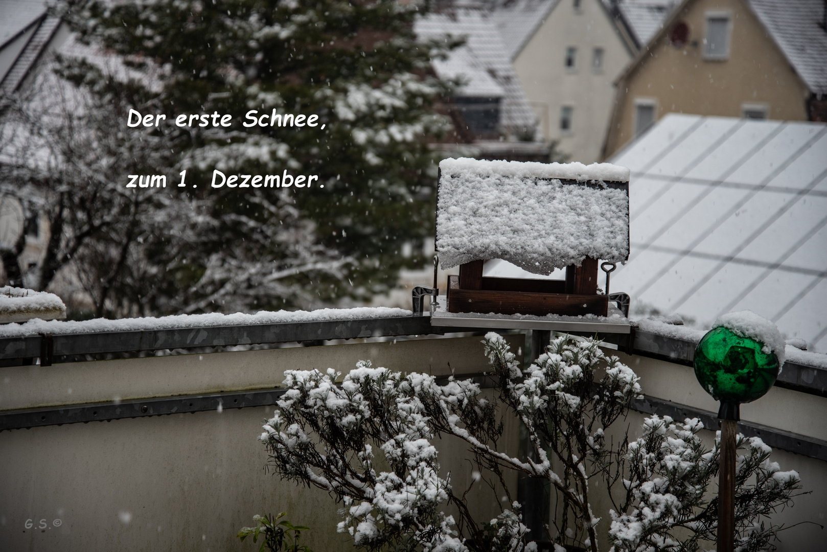 Es schneielet es beielet,