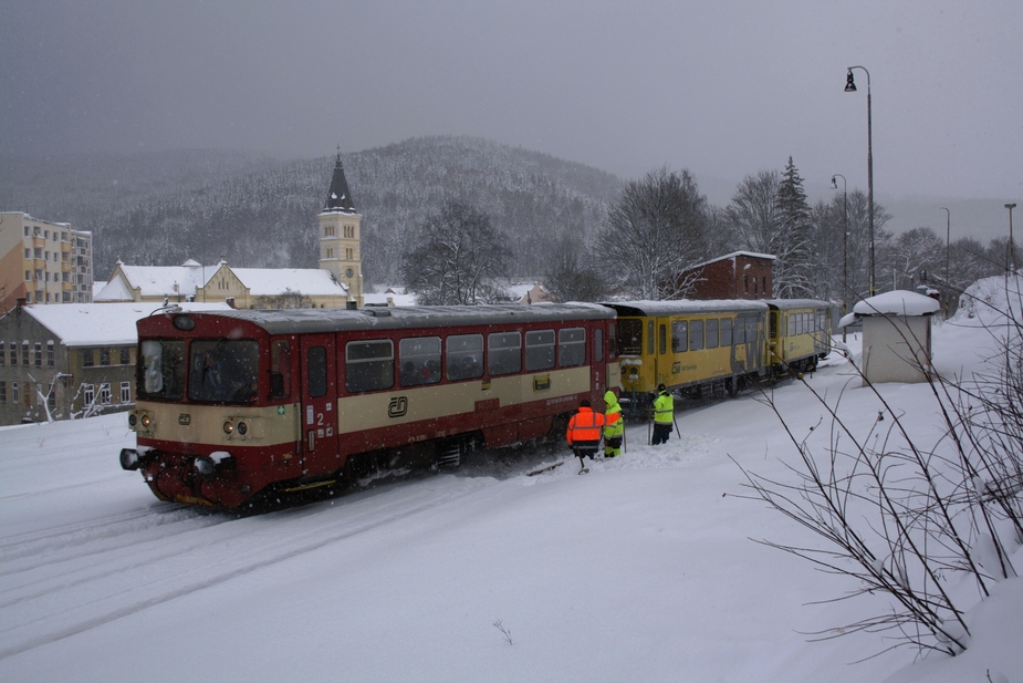 Es schneit .