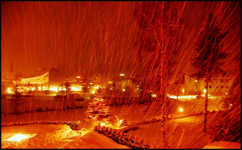 Es schneit 1 Foto & Bild natur Bilder auf