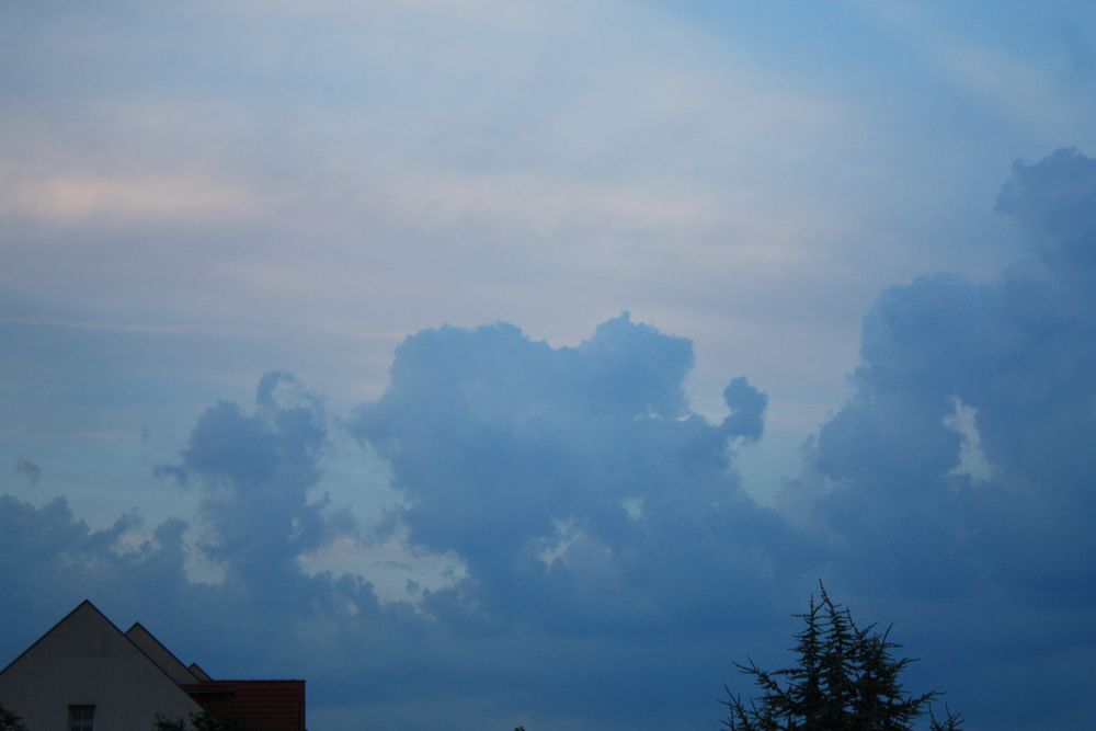 es sieht schon wieder nach Regen aus