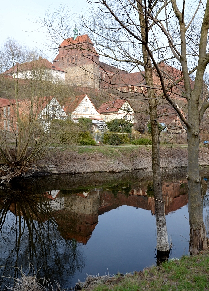 es spiegelt sich