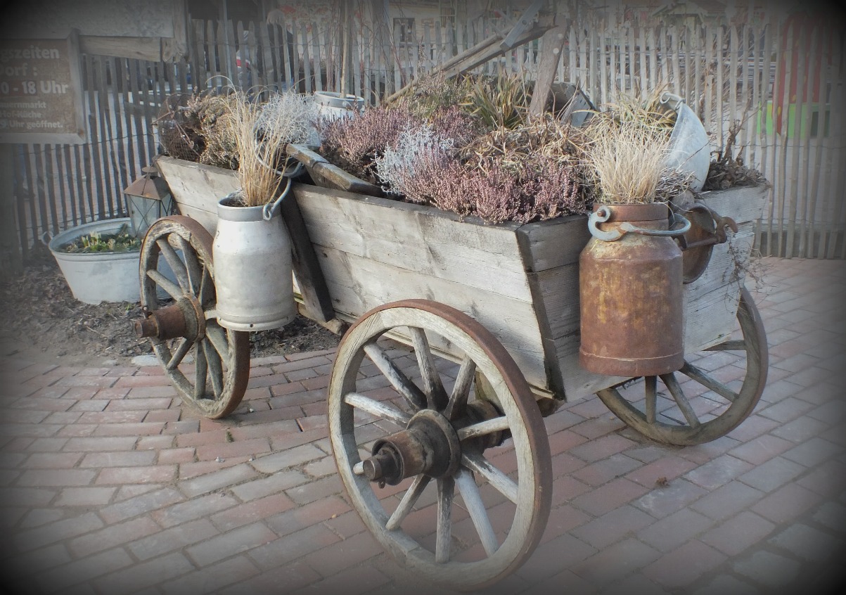 Es stand ein Wagen im Erdbeerhof