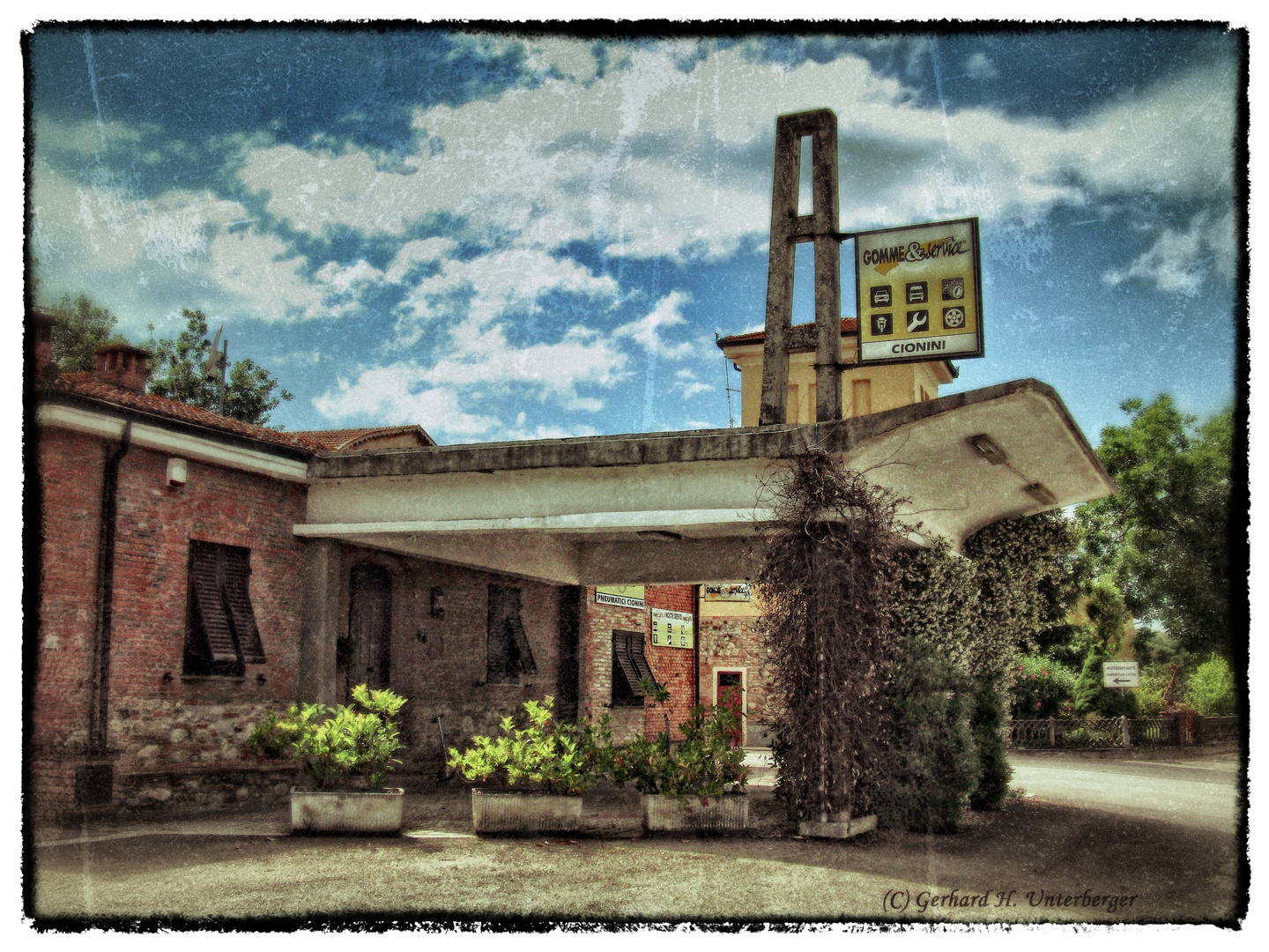 Es war einmal eine Tankstelle irgendwo in Italien!